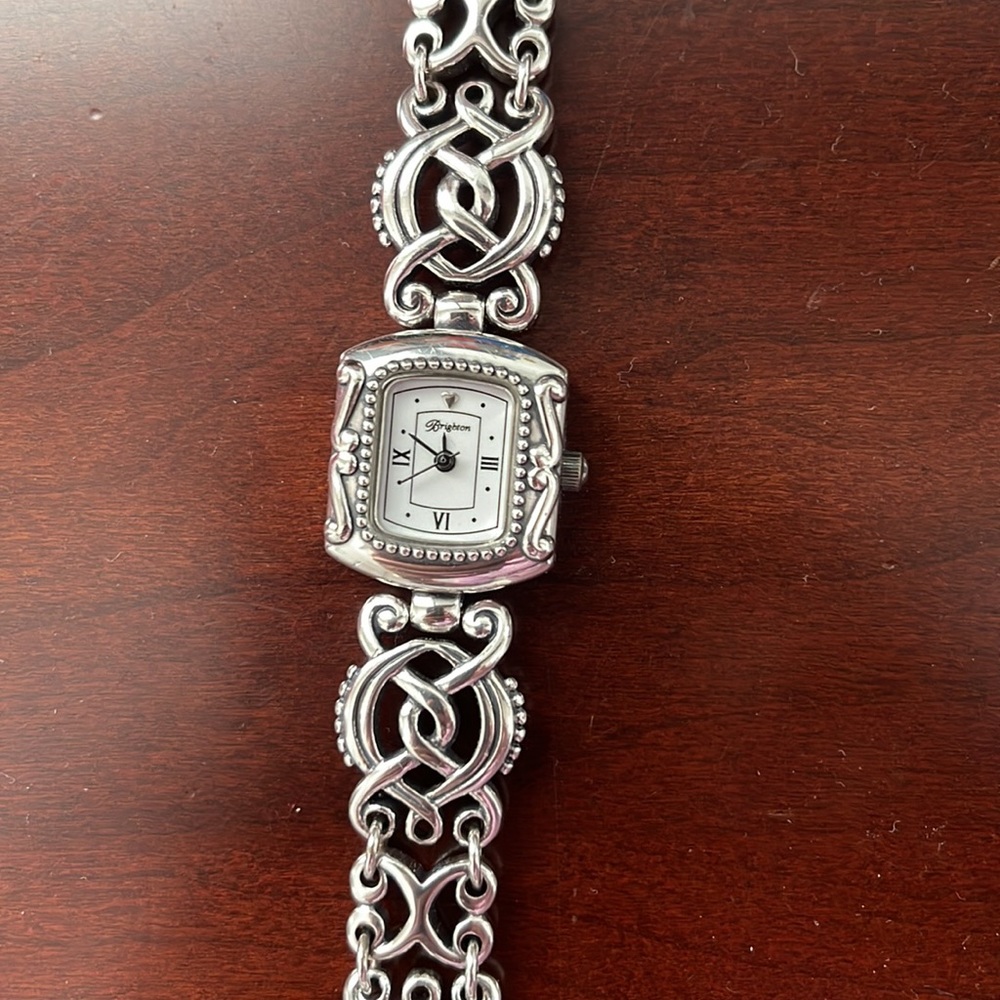 Watch - Picture 2 of 4